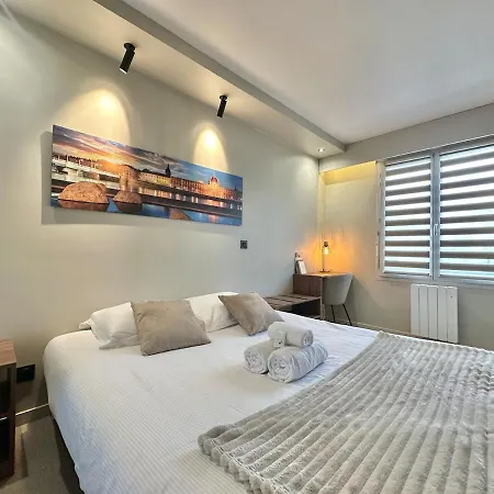Balcon Et Design Urbain - Et Metro *