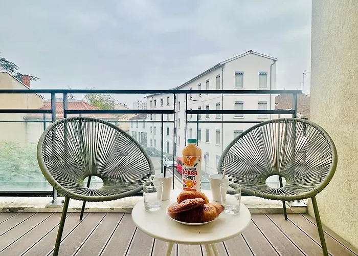 Balcon Et Design Urbain - Et Metro